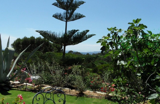 luxueux appartement 68 m2 petite vue mer