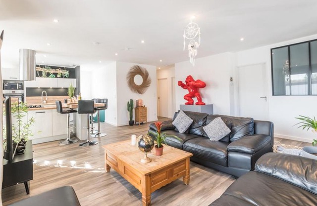 - LUXUEUX CASA SELVA - Parking Gratuit - Spacieux - balcon - Wifi