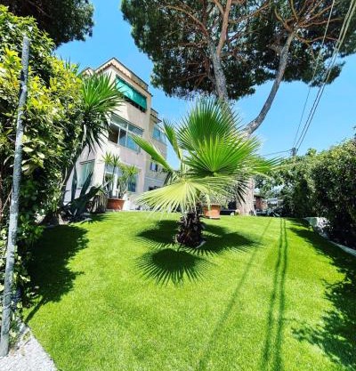 Luxurious and Spacious House - 3 Minutes from the Beach and 1 hour from Rome