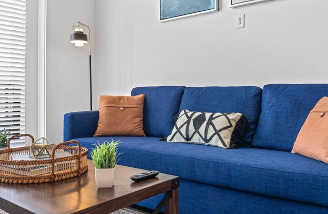 Luxurious New Unit|1Bd1Ba|Pool, Golf Sim