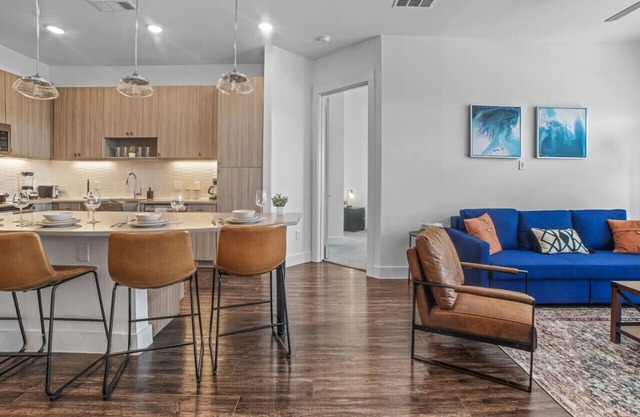 Luxurious New Unit|2Bd2Ba|Pool, Golf Sim