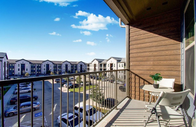 Luxurious & Spacious 1BR