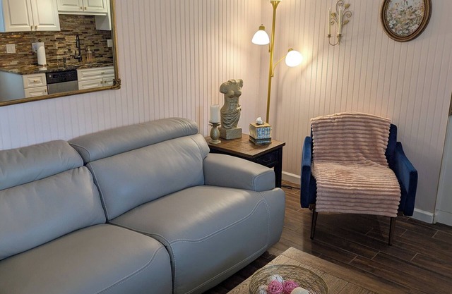 Luxury 1BR King Condo, Ground Floor, Lanai - Clothing Optional