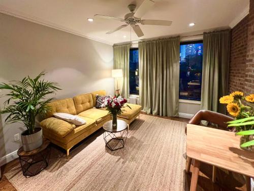 Luxury 2BD Unit in Midtown West