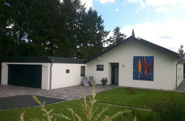 Luxury 5-star holiday home overlooking Rursee and the Eifel National Park
