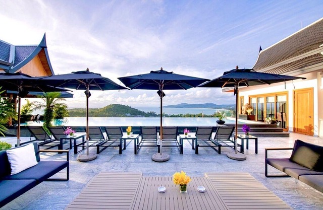 Luxury 9 bedroom villa with Ocean view in Surin Hill