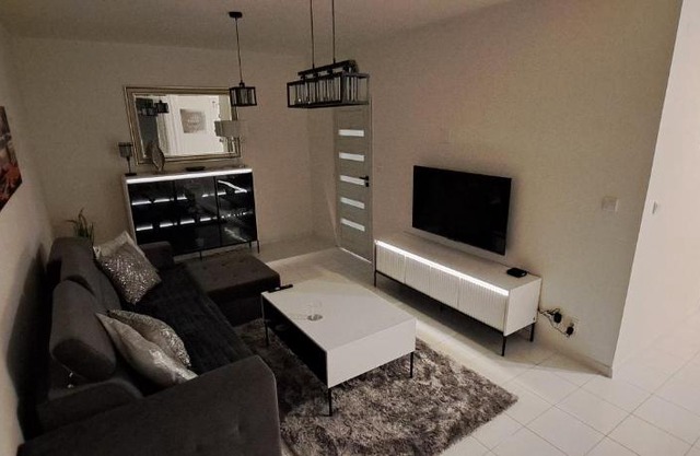 Luxury Apartmen by airport