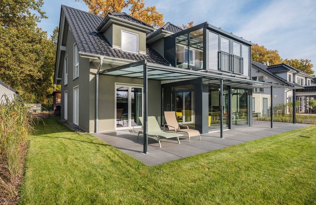 Luxury apartment 122 m² directly on the water with boat - Luxus FeWO direkt am See mit