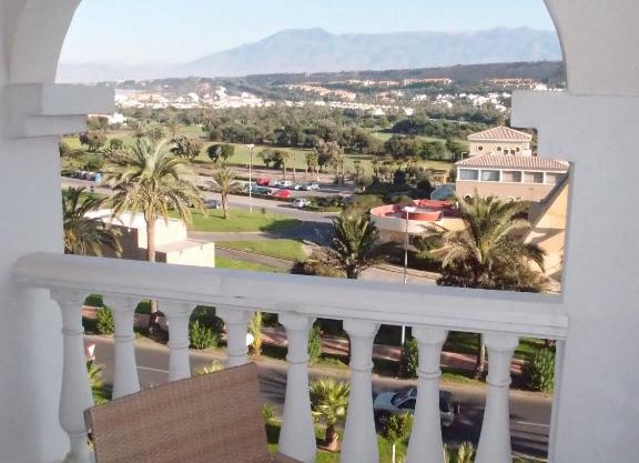 Luxury apartment in central Almerimar with Free Secure Parking