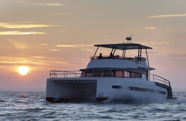 Luxury Catamaran Boat at Anchor in Pensacola Beach/Little Sabine