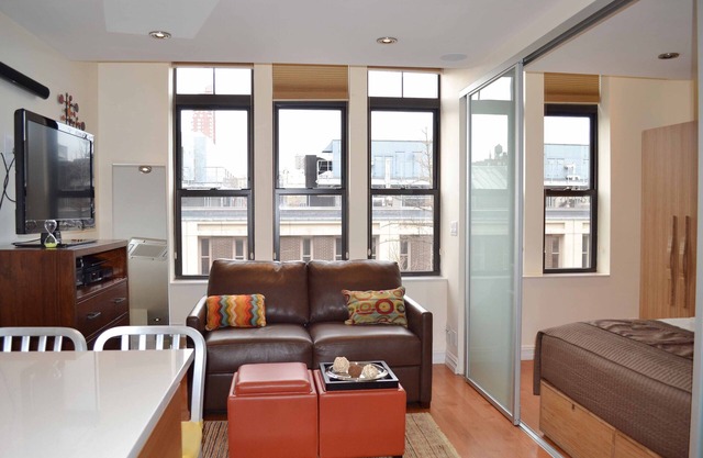Luxury Contemporary 1 BR UWS Washer/Dryer SPECIAL DISCOUNT FOR LONG TERM STAYS