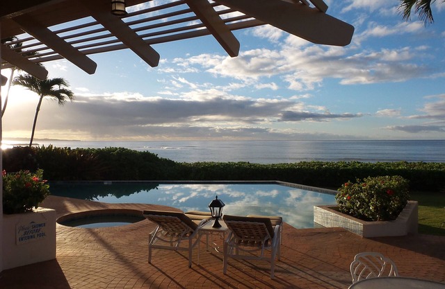 Luxury Gated private acre , Beach front Rental,with pool,spa,sauna ,and more