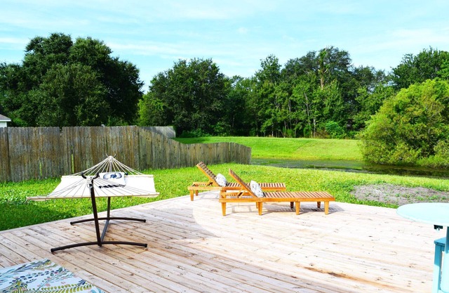 Luxury House w/ Amenities in Jacksonville