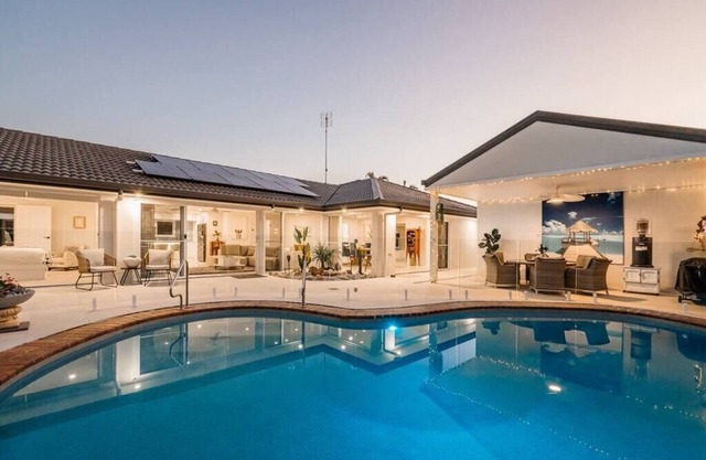 Luxury Mooloolaba Retreat with Spa and Pool