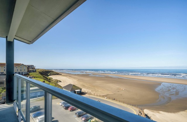 Luxury Oceanfront Retreat – Elegance & Panoramic Views on the Oregon Coast