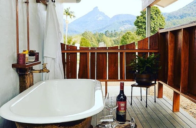 Luxury Romantic Getaways at Mt Warning Estate