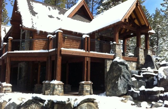 LUXURY TAHOE HOME IN ZEPHYR COVE!