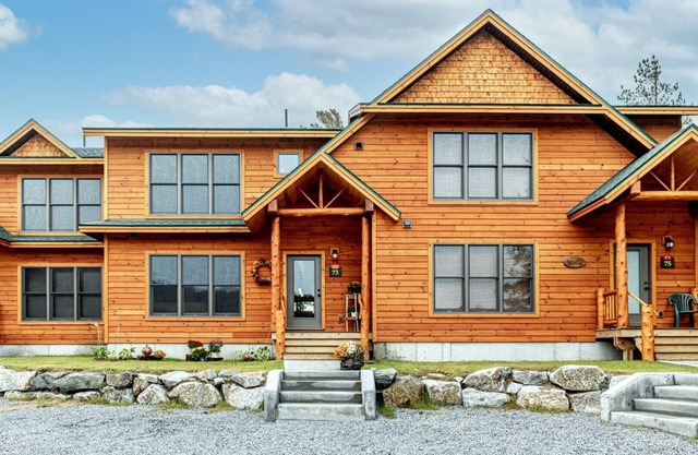 Luxury Townhome P2 - On the Point