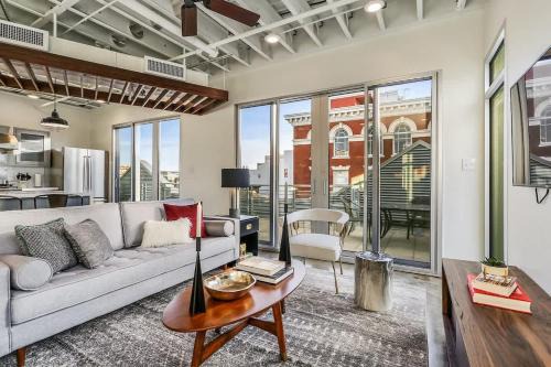 Luxury Two Bedroom Penthouse