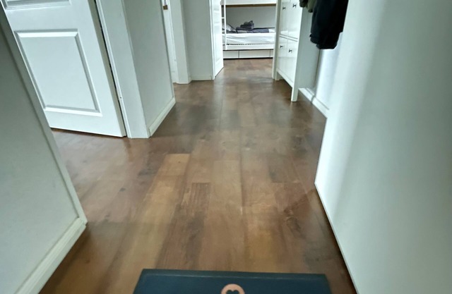 Luxury vacation rental centrally located and close to the beach. Wi-Fi free.
