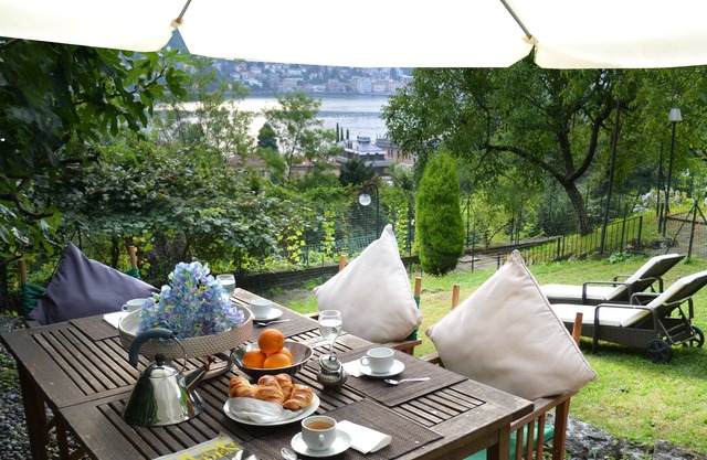 Luxury Villa in Como Lake