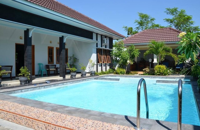 Luxury villa near Yogyakarta and the Prambanan