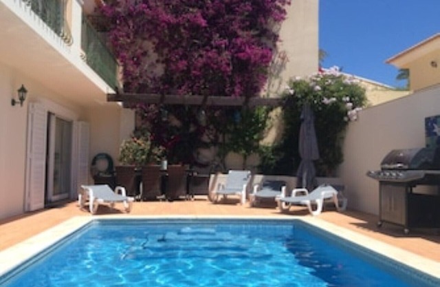 LUXURY Villa overlooking beach-PRIVATE POOL, traditional village location