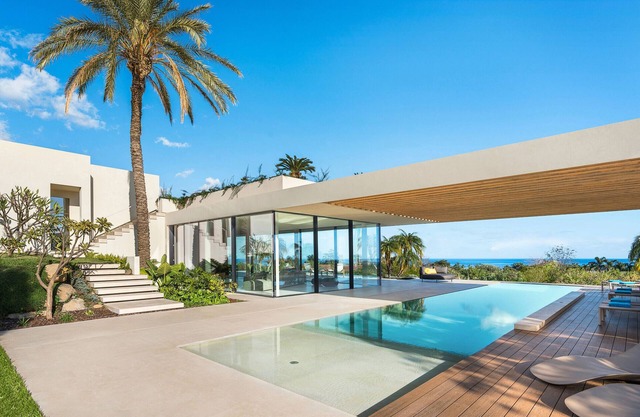 Luxury villa with pool, fitness area, SPA near Taormina