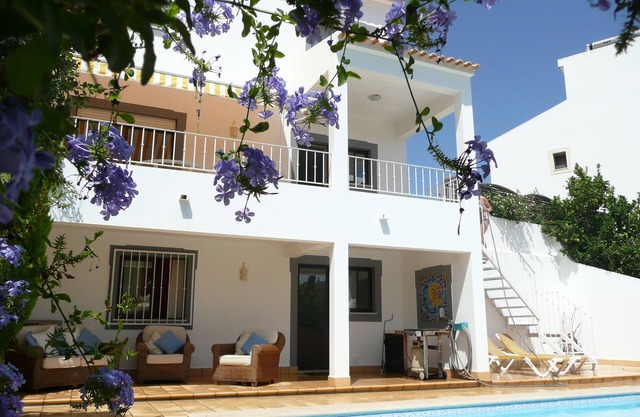 Luxury Villa With Private Pool 5-10 min. walk from the beach/village
