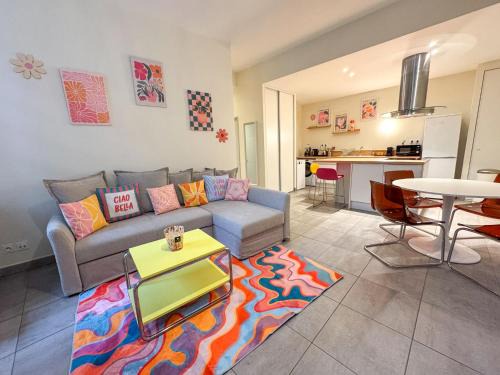 Lyon funky flat piscine et parking