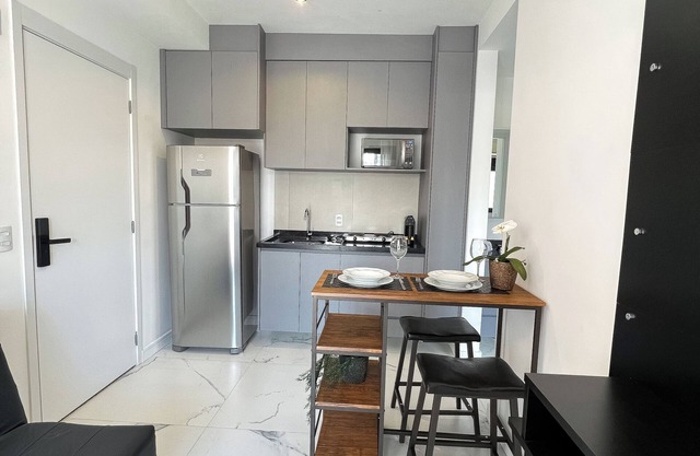 Modern and complete 1 bedroom apartment in Brooklin, 400m from the subway