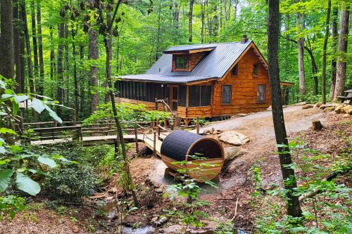 Ma & Pa's cabin at Cabin Fever in NC
