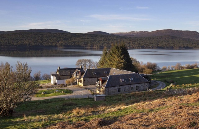 MACKINTOSH, pet friendly in Kinloch Rannoch