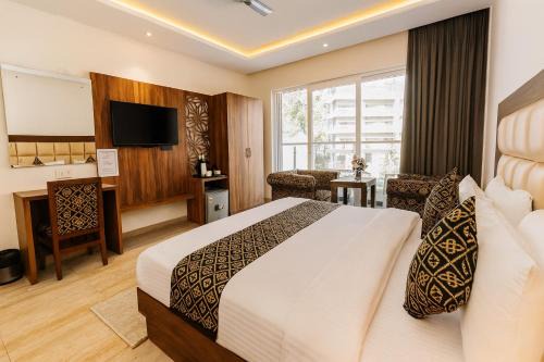 Maclo Classic Luxury Resort- #Lavish & Luxury Rooms #Big Parking # Lift # All Balcony Rooms # Prime Location # Top Selling # Property In Mcleodganj