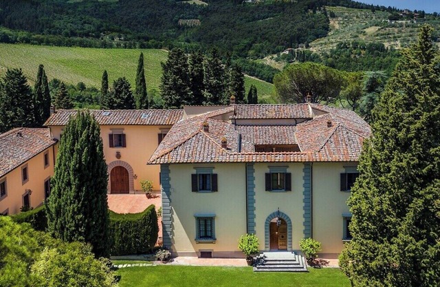 MAGNIFICENT 9BR VILLA WITH HEATED POOL & STUNNING VIEWS IN TOP CHIANTI LOCATION!