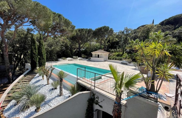 Magnifique Villa à 100 m plage climatisation Vue mer exceptionnelle
