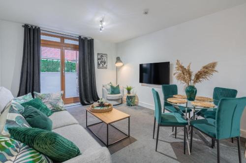 Mailbox 2 bed Apartment Birmingham City Centre - Free Parking