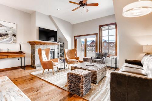 Main Street Station #3401