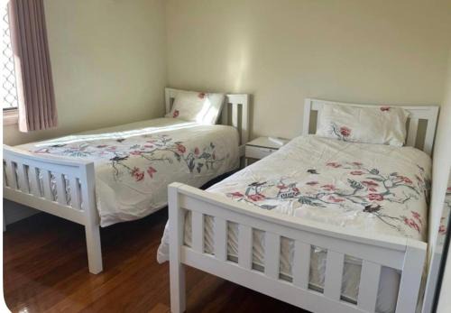 Mains Rd 舒适双人间2张床2