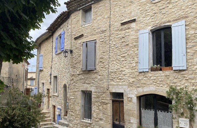 Maison de Famille Face au Lubéron