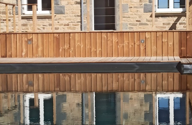 Maison 4 Personnes Avec Piscine Naturelle, Animaux Acceptés