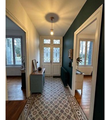 Maison Bourgeoise Élégante pour 10 Pers Confort Moderne & Charme à Montrichard