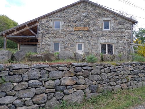 Maison de village gîte de "La Roche"