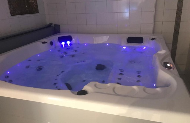 Maison entière avec spa privatif Bulle sur Sye en Drome