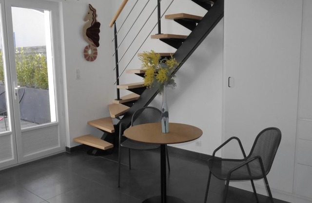 Maison moderne et calme avec jardin, proche mer - Locmaria - FR-1-418-223