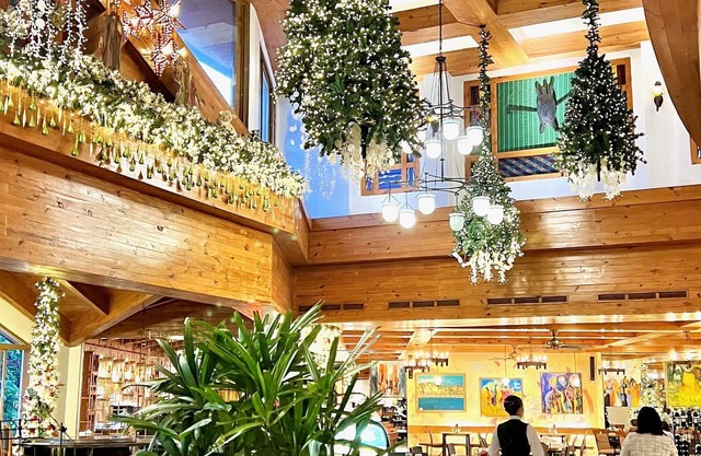 Majestic Mountain Views at Forest Lodge Hotel, Camp John Hay - private unit