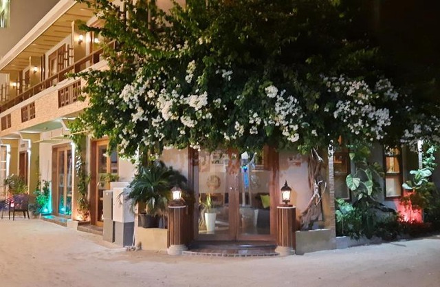 Maladiwa Beach & Spa