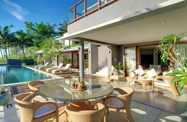 Malimbu Cliff Villa by Elite Havens