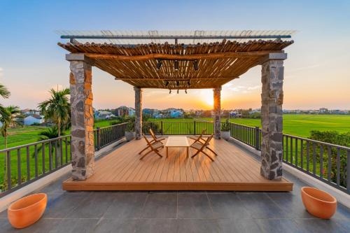 Manling Retreat Hoi An