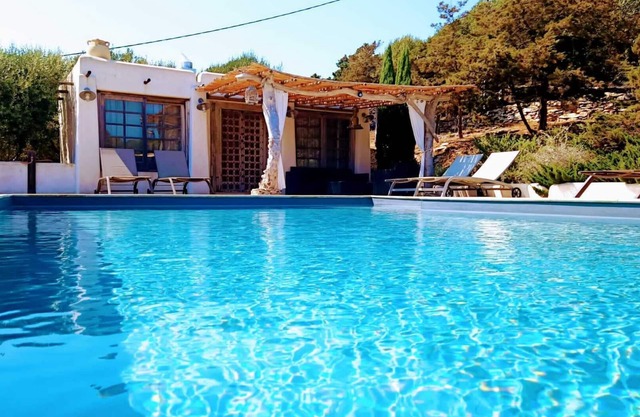 Mansion - BONIFACIO